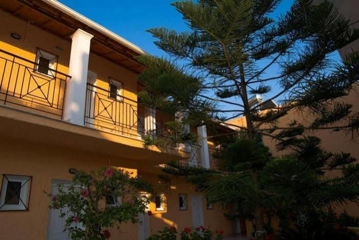 Metaxa Apartments Kavos Exterior photo